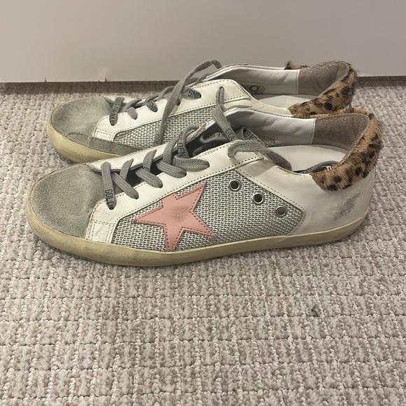 Golden Goose with pink star and leopards back - Picture 3 of 3